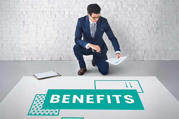 Key benefits of enrolling in the digital marketing course with internship at Social Cameo Academy